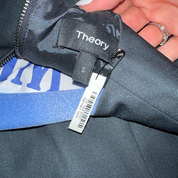 THEORY Structured Top - Picture 6 of 6